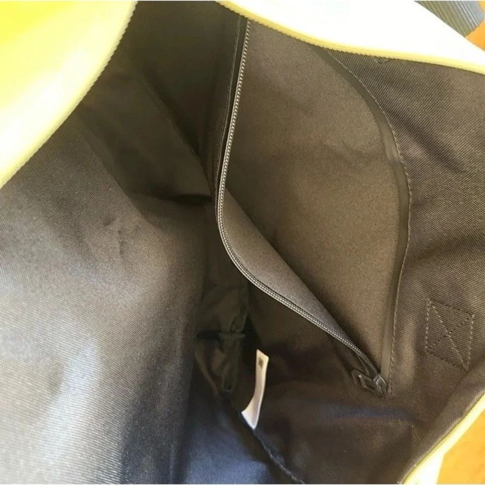 RAINS‎ rush tote bag - waterproof Denmark NWT - commuter new Straw Butter Yellow